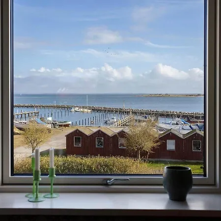 Ae319-aeroskobing-strandvejen-1 * Ærøskøbing